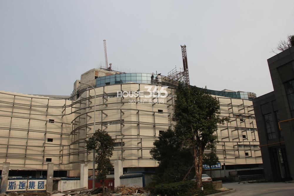 2015年3月华联星光时代项目施工现场
