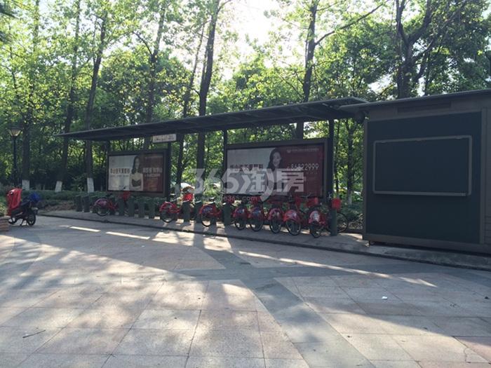 2015年9月滨江钱塘印象项目周边公共自行车租借点