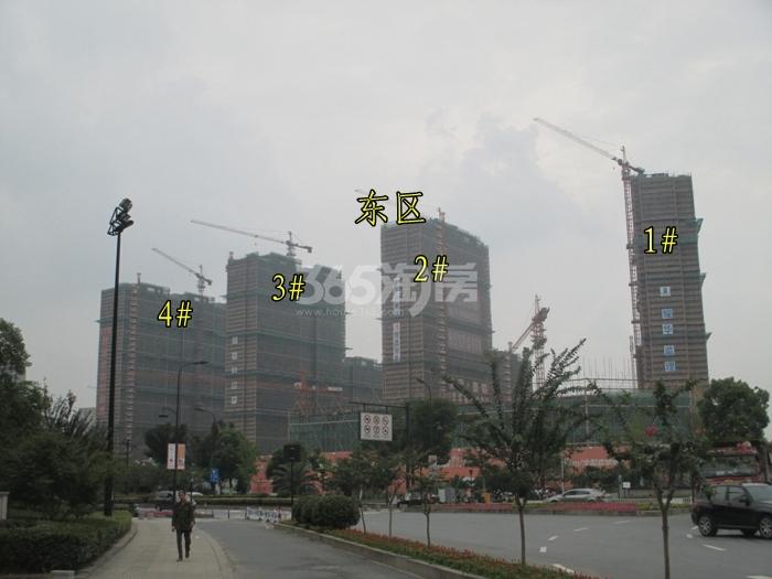 华元欢乐城项目东区1—4号楼施工进程图（2015.10）
