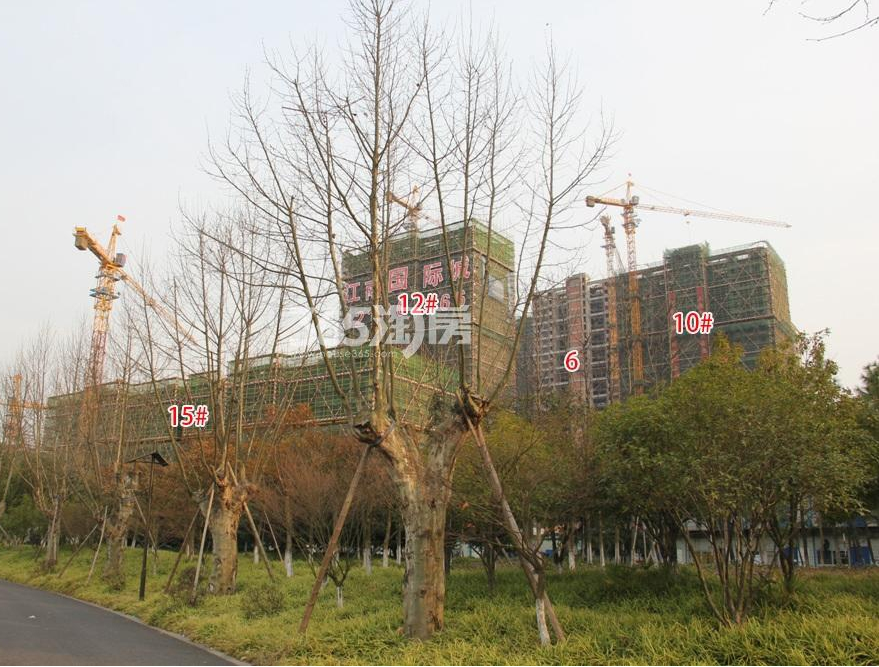 中国铁建江南国际城6、10、12、15号楼实景图 2016年3月摄
